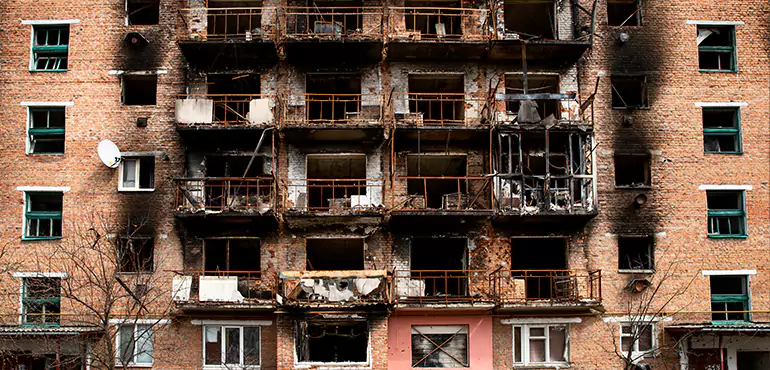 Why Homeowners Choose Us to Sell Their Distressed Homes in Fairbanks